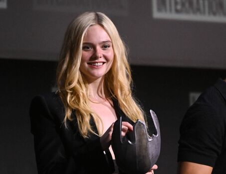 Elle Fanning