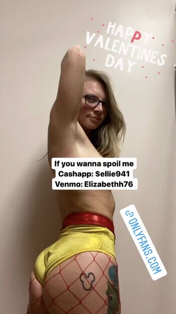 Ellie Aew Wrestler
