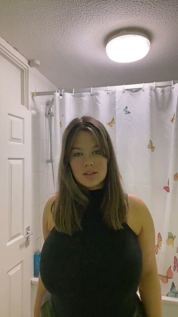 Ellie B