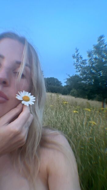 Ellie Goulding