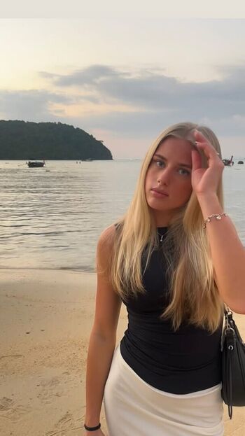 Ellie Maack
