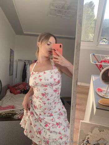 emily_hix_prestige