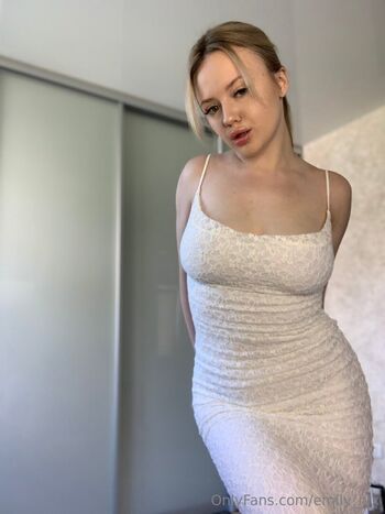 emily_hix