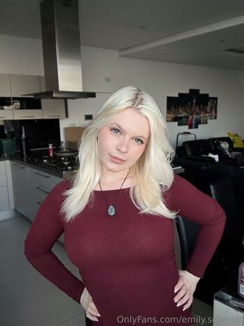 emily.schwarz