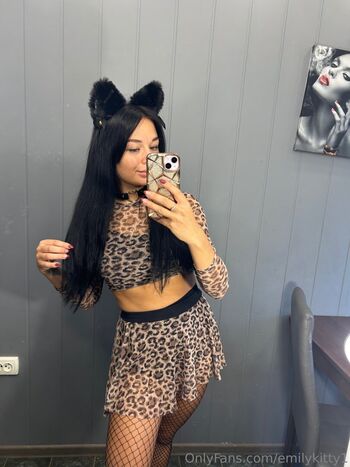 emilykitty1