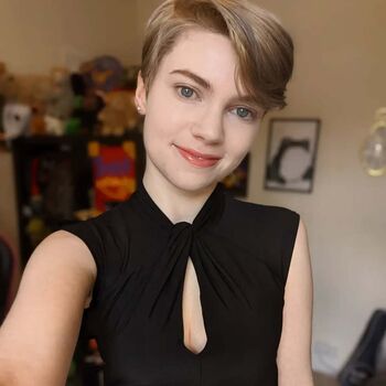 Emma Thorne