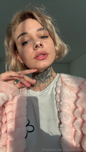 emmaxxdolly