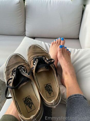 Emmysfeetandsocks