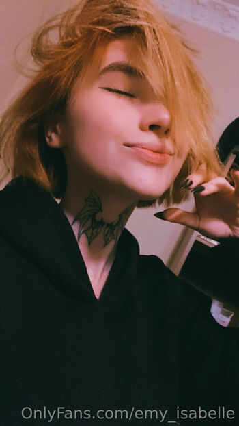 emy_isabelle