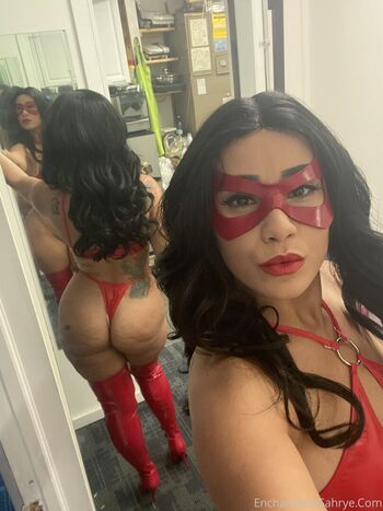 enchantresssahrye