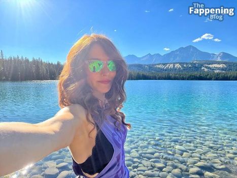Erin Karpluk