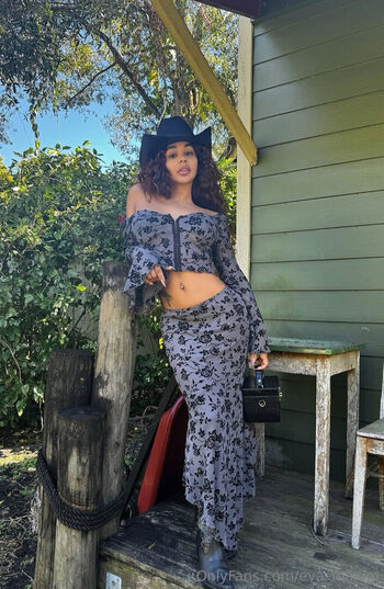 eva_maxim