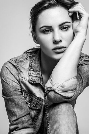 Eve Mauro