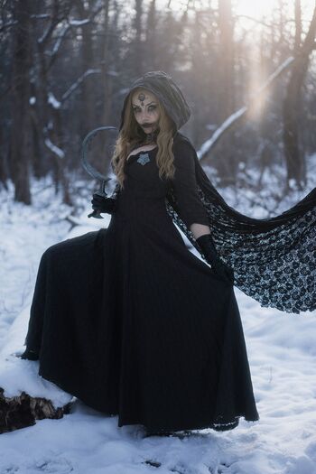 Ezy Summers Cosplay