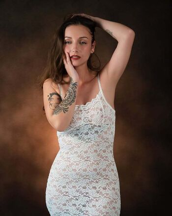 Fabiola Holystone