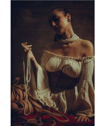 Fabiola Holystone