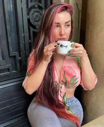 Faby Mendes
