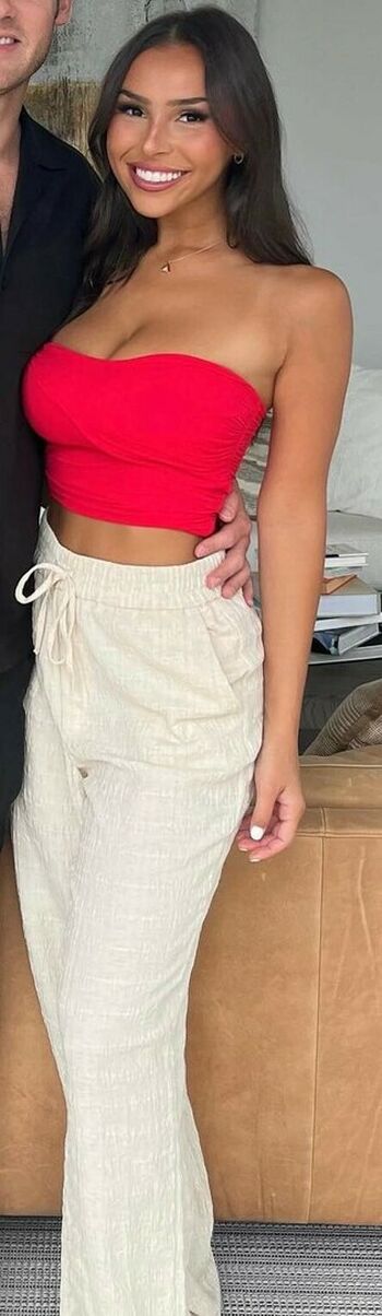 Faryn Corey
