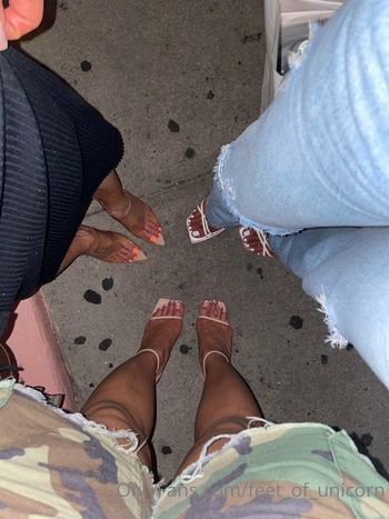 feet_of_unicorn