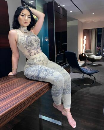FeetByJo
