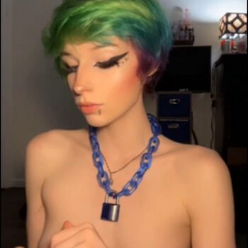 Feetiecutie