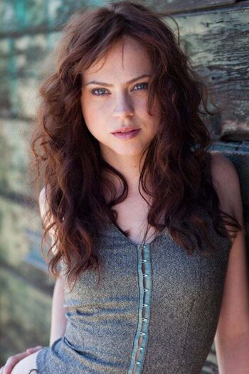 Fiona Dourif