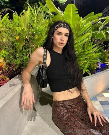 fire_gal