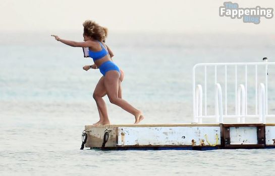 Fleur East
