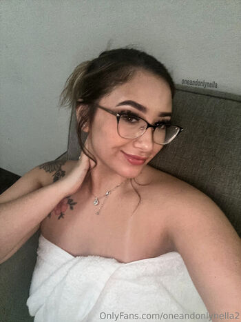 freenellaxo