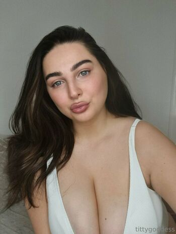 freetittygoddess