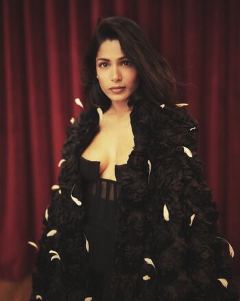 Freida Pinto