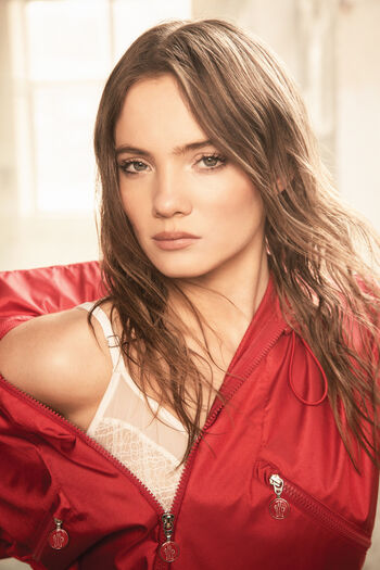 Freya Allan