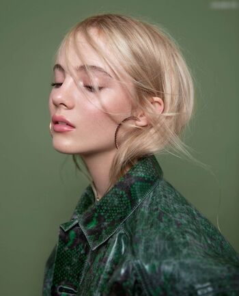 Freya Allan