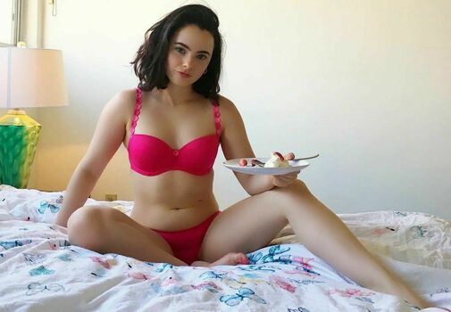 Freya Tingley
