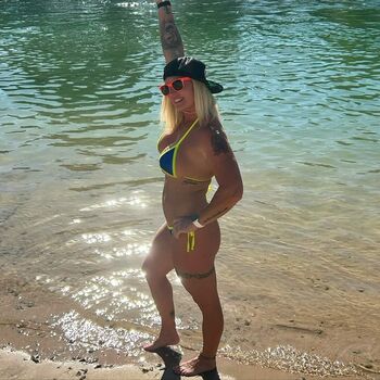 FunTimesAndTanLinez