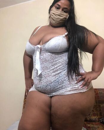 gabrielagarciacurves