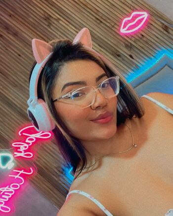 Gabyhotwife