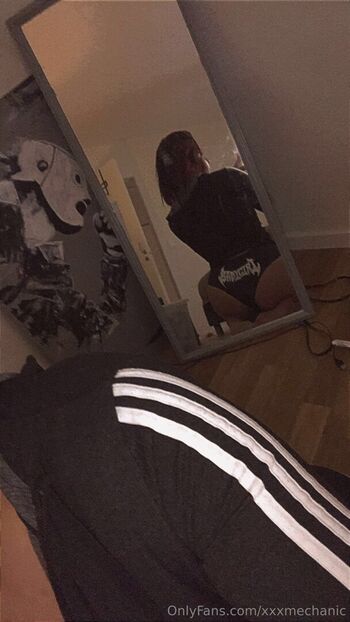 ghost_grl
