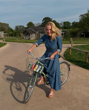 Gillian Anderson