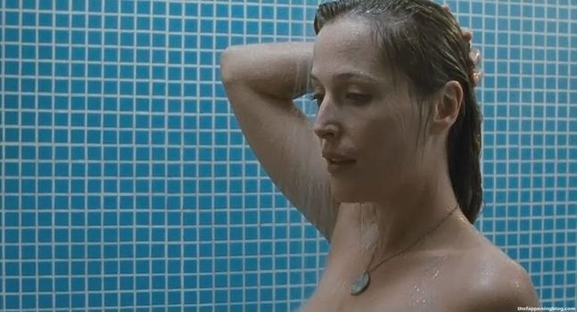 Gillian Anderson