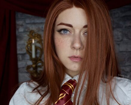 Ginny Di