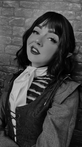 Ginny Di