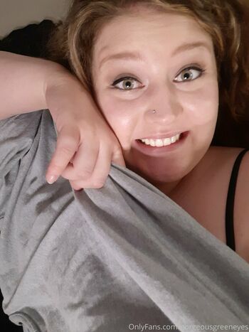 gorgeousgreeneyes