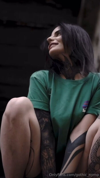 gothic_nymp