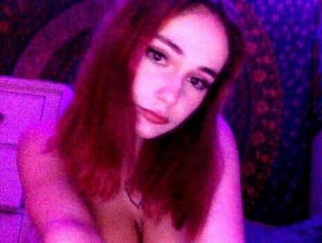 Gothicbratgf