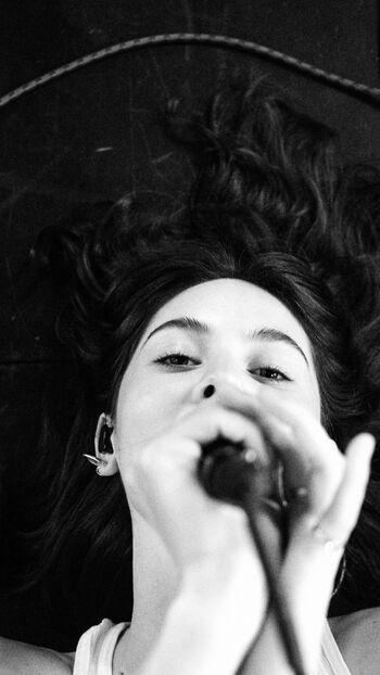 Gracie Abrams
