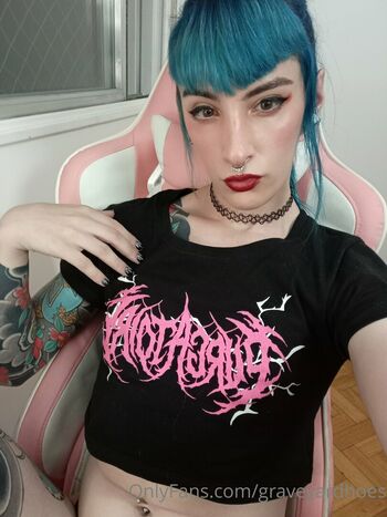 graveyardhoes