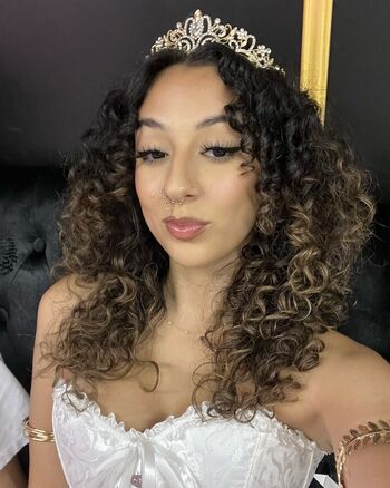 GroovyMya