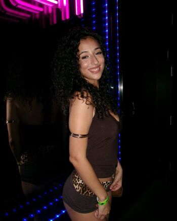 GroovyMya