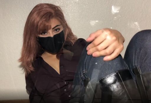 Haidi Feet Asmr